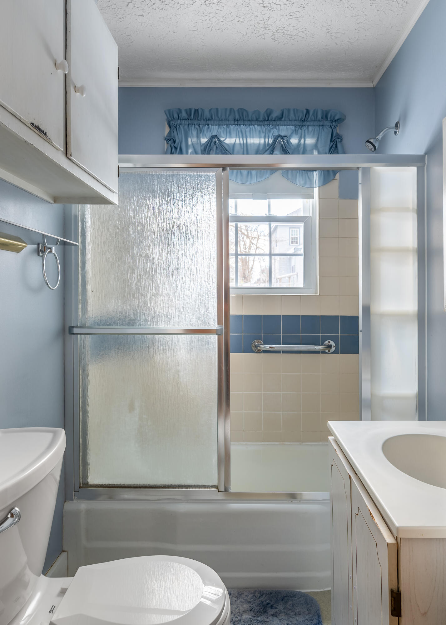 52 Earle Avenue Bangor ME 04401