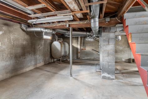 52 Earle Avenue Bangor ME 04401