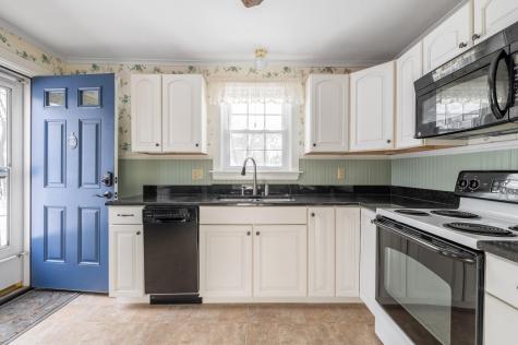 52 Earle Avenue Bangor ME 04401