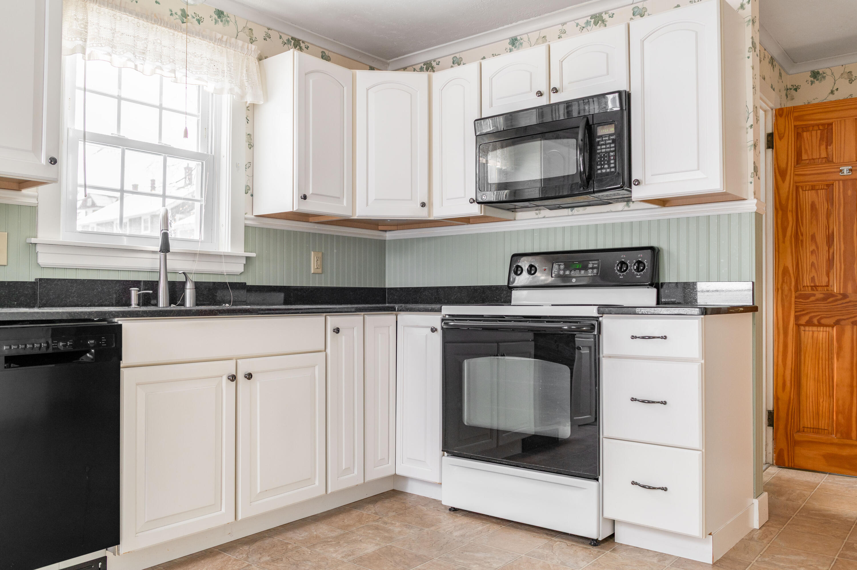 52 Earle Avenue Bangor ME 04401