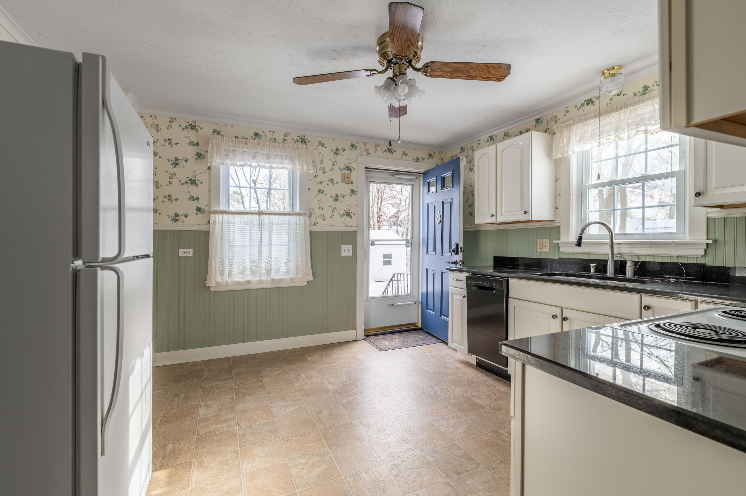 52 Earle Avenue Bangor ME 04401
