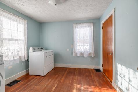 52 Earle Avenue Bangor ME 04401