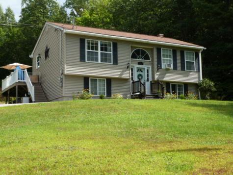997 Center Minot Hill Road Minot ME 04258