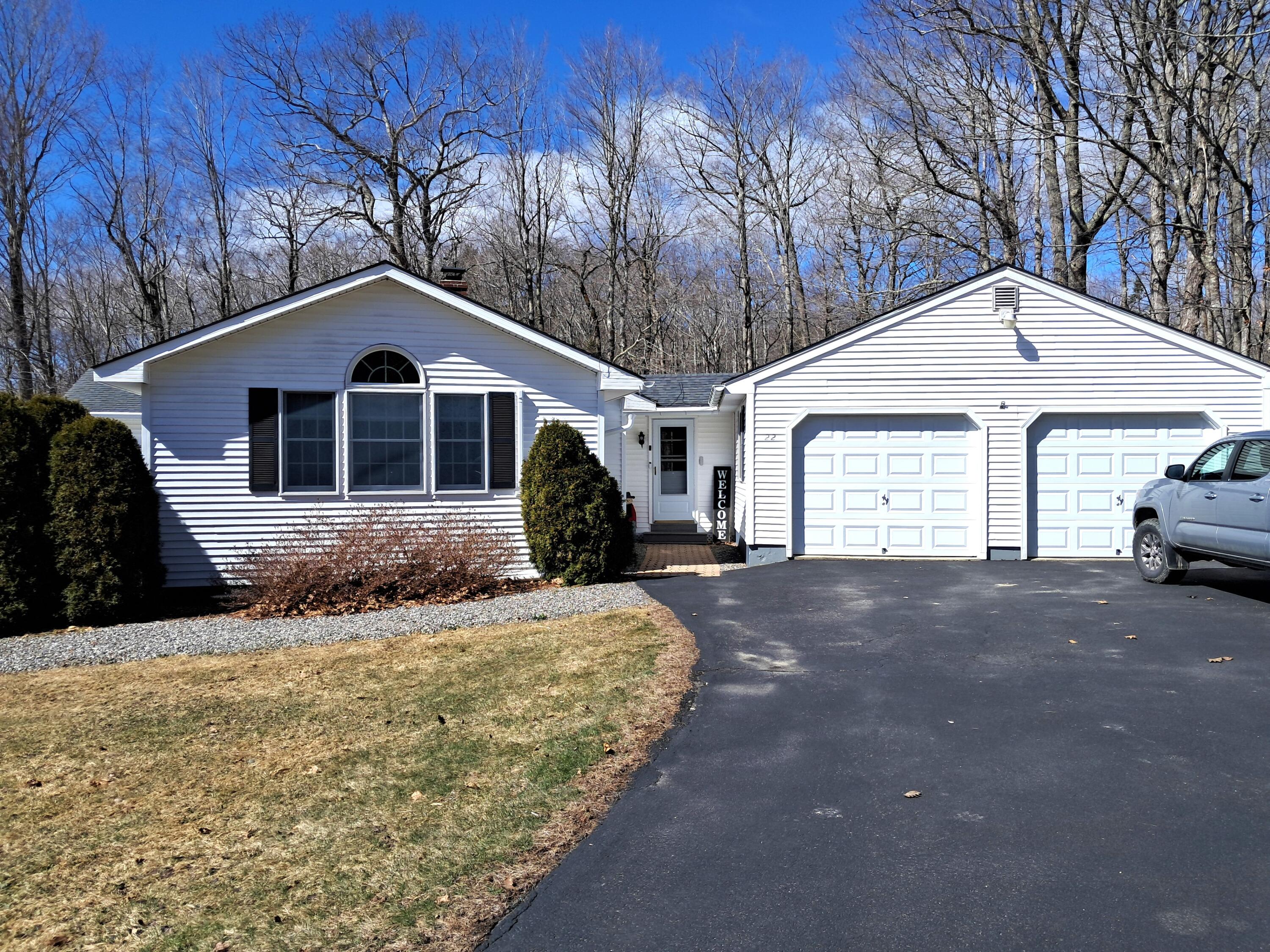 22 Mountainview Drive Winterport ME 04496