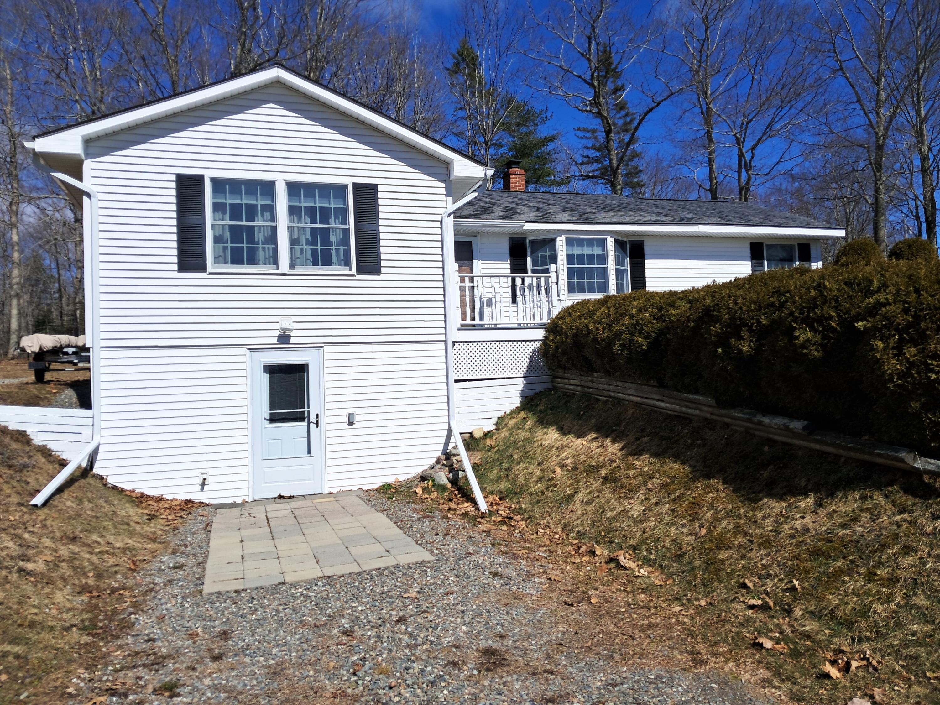 22 Mountainview Drive Winterport ME 04496