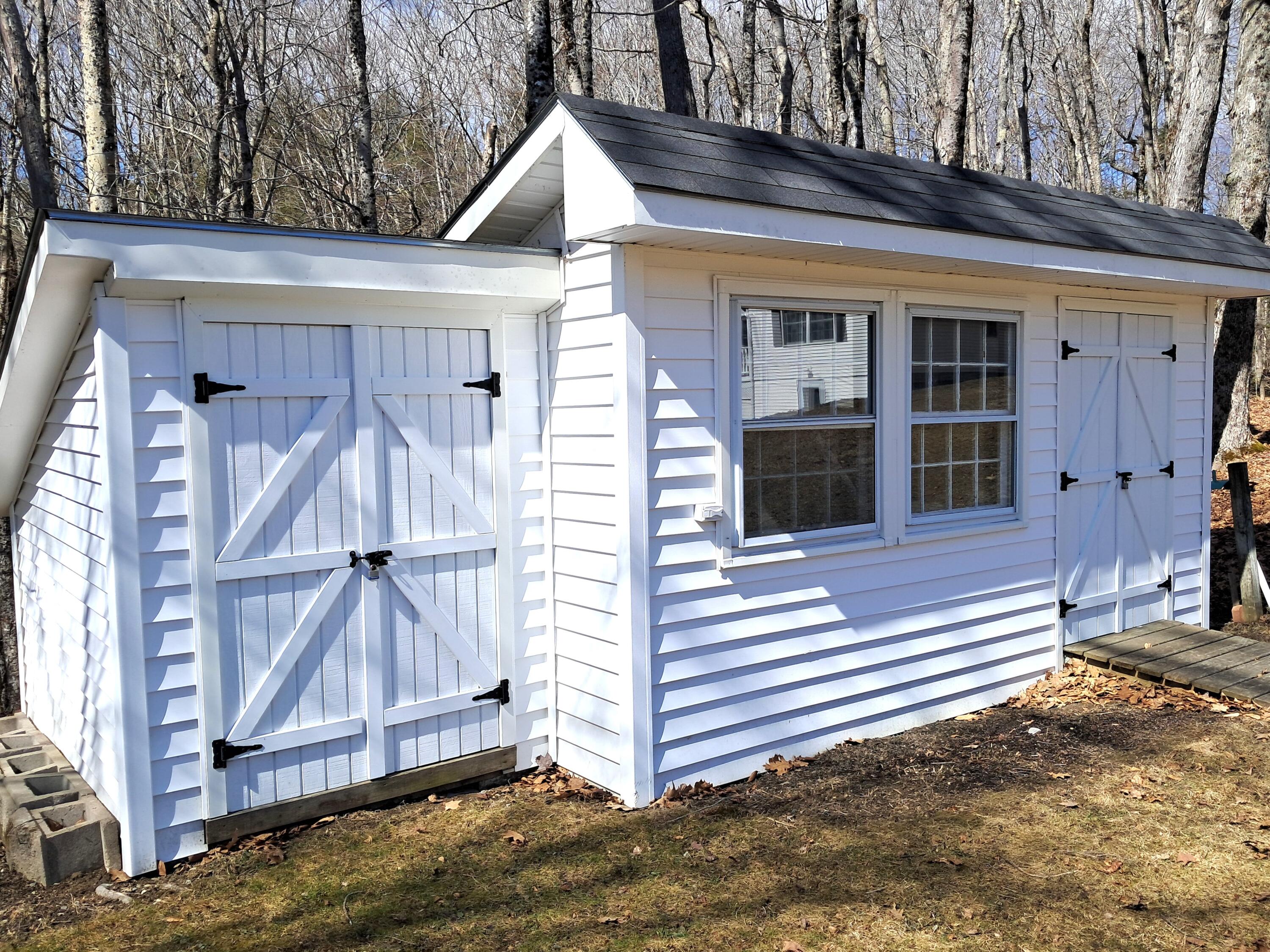 22 Mountainview Drive Winterport ME 04496