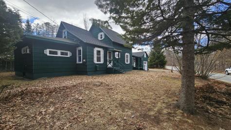 17 Pine Street Dixfield ME 04224