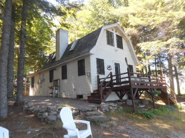 76 Ludden Lane Lincoln ME 04457
