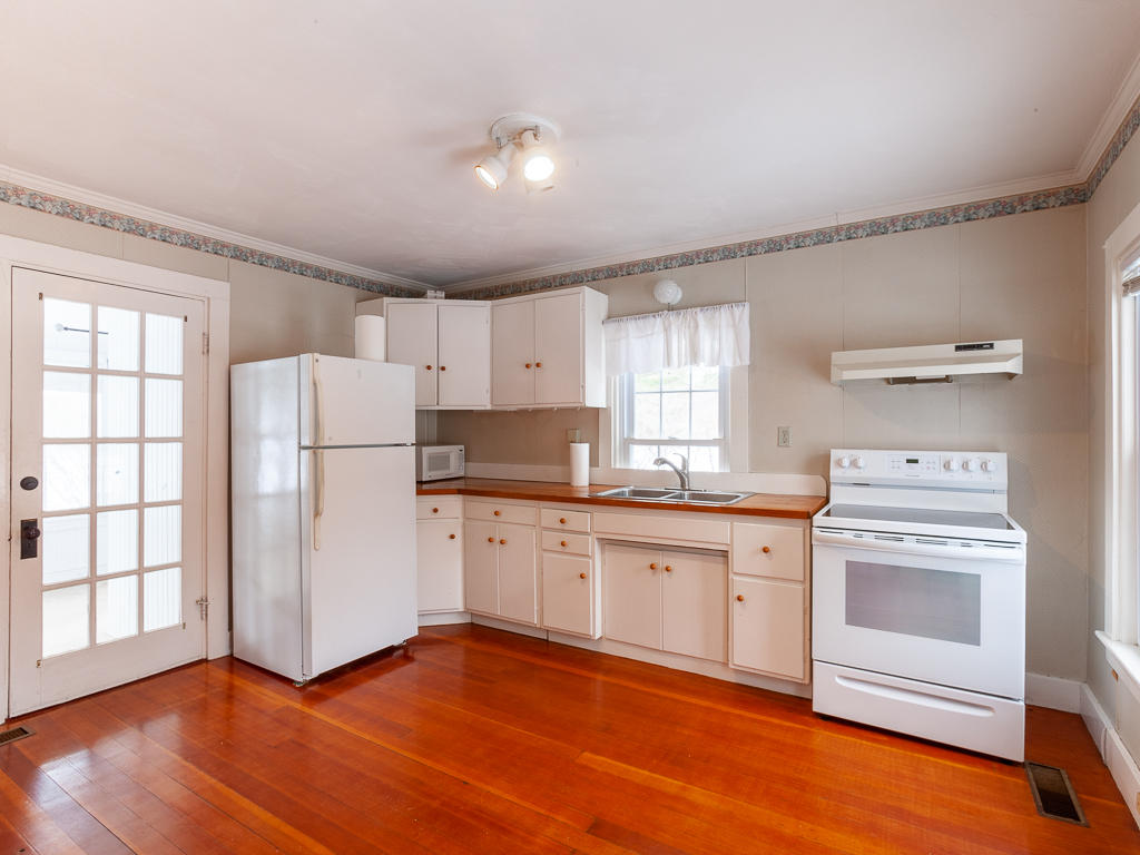 88-90 Old Pool Road Biddeford ME 04005