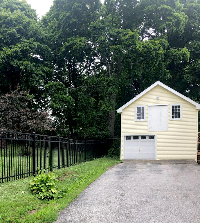 59 Highland Avenue Bangor ME 04401