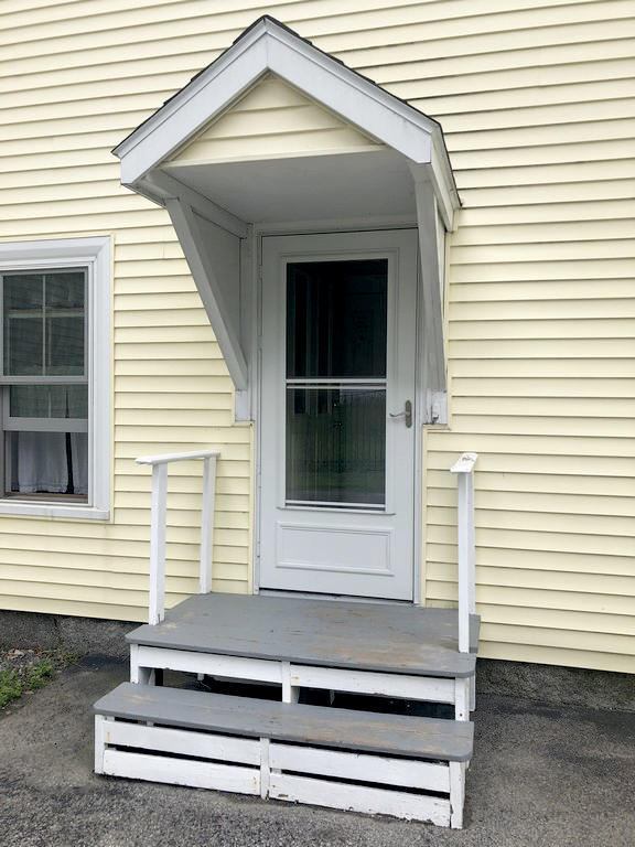 59 Highland Avenue Bangor ME 04401