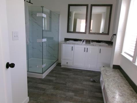 62 Anderson Drive Leeds ME 04263