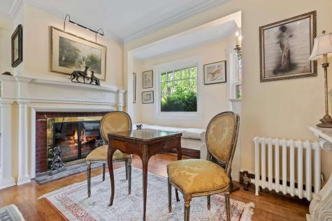 425 York Street York ME 03909