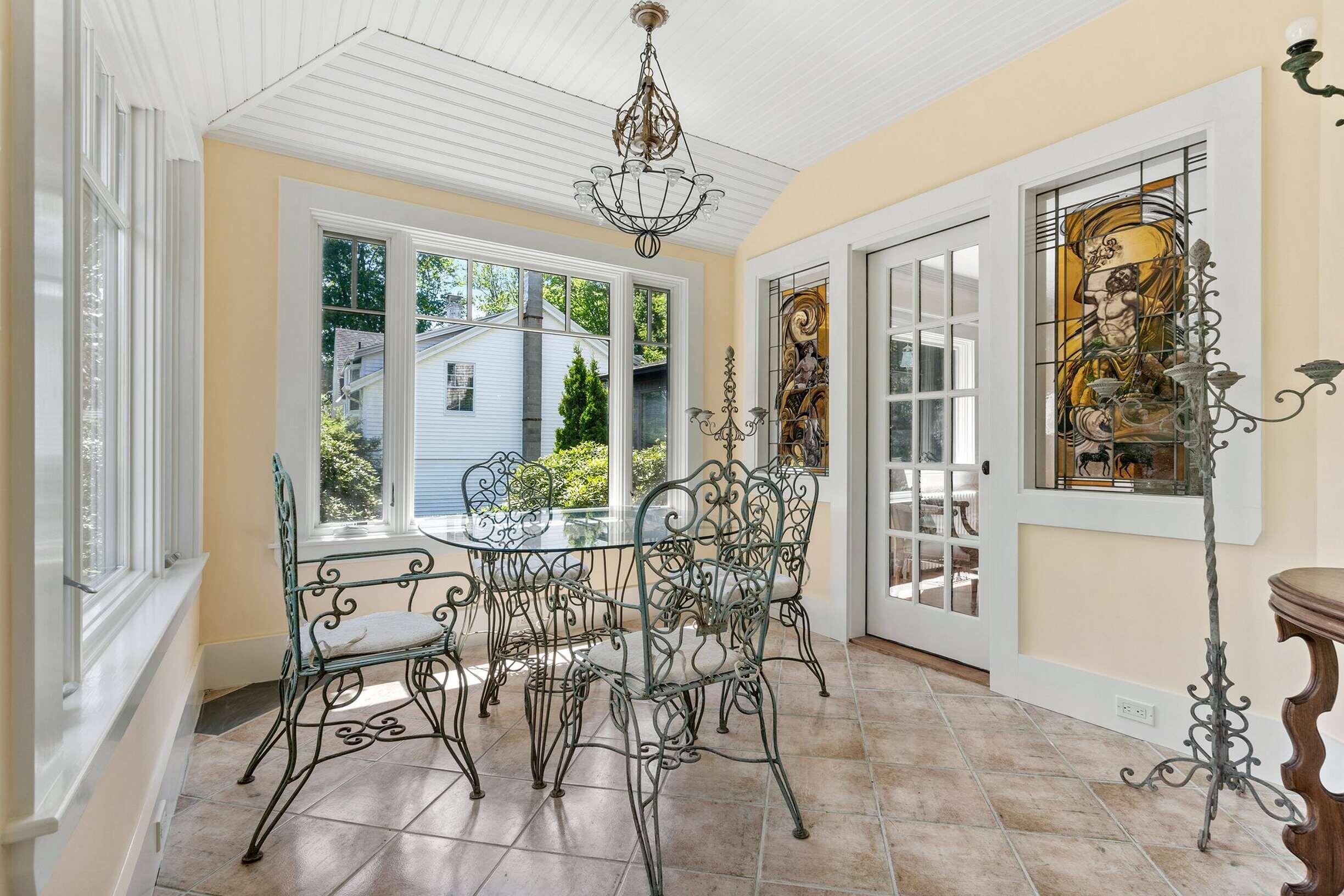 425 York Street York ME 03909