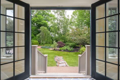 425 York Street York ME 03909