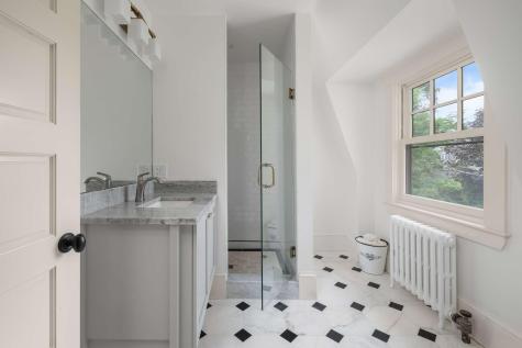 425 York Street York ME 03909