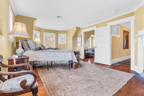 425 York Street York ME 03909