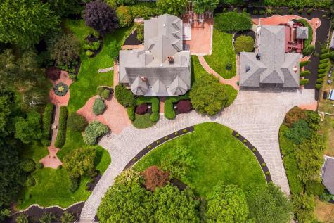 425 York Street York ME 03909