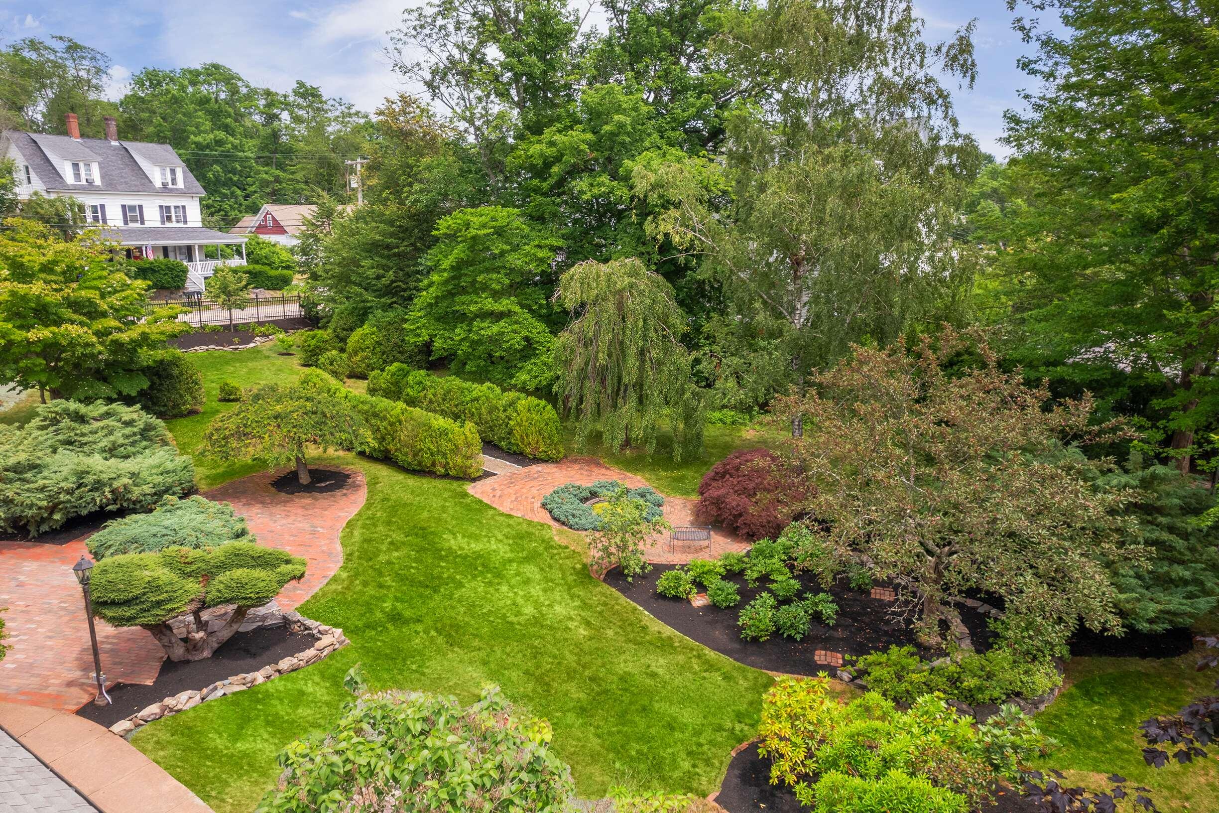 425 York Street York ME 03909