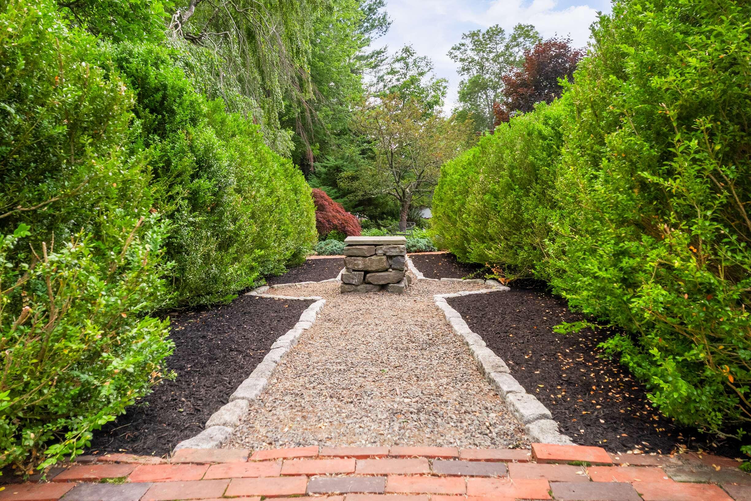 425 York Street York ME 03909