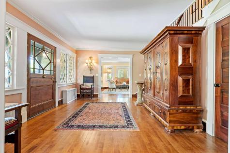 425 York Street York ME 03909