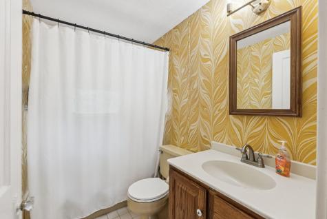 47 Cleveland Avenue Auburn ME 04210