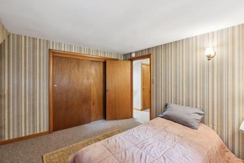 47 Cleveland Avenue Auburn ME 04210