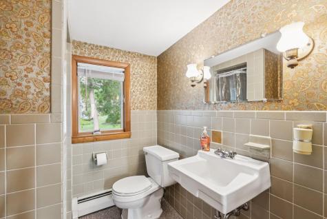 47 Cleveland Avenue Auburn ME 04210