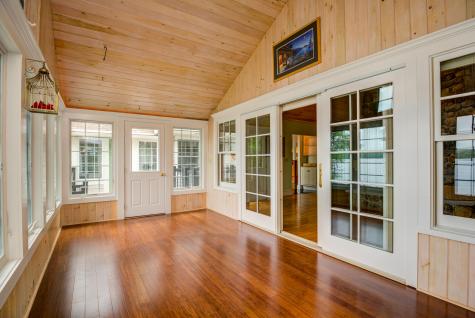 129 Bove Road Naples ME 04055