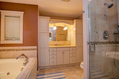 129 Bove Road Naples ME 04055