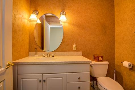 129 Bove Road Naples ME 04055