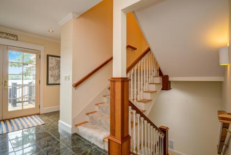 129 Bove Road Naples ME 04055