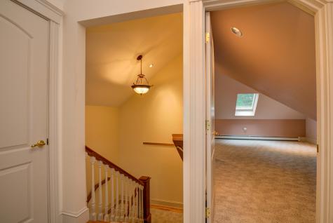129 Bove Road Naples ME 04055