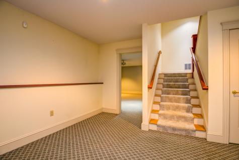 129 Bove Road Naples ME 04055