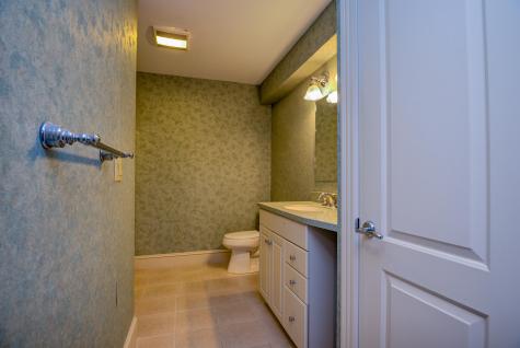 129 Bove Road Naples ME 04055