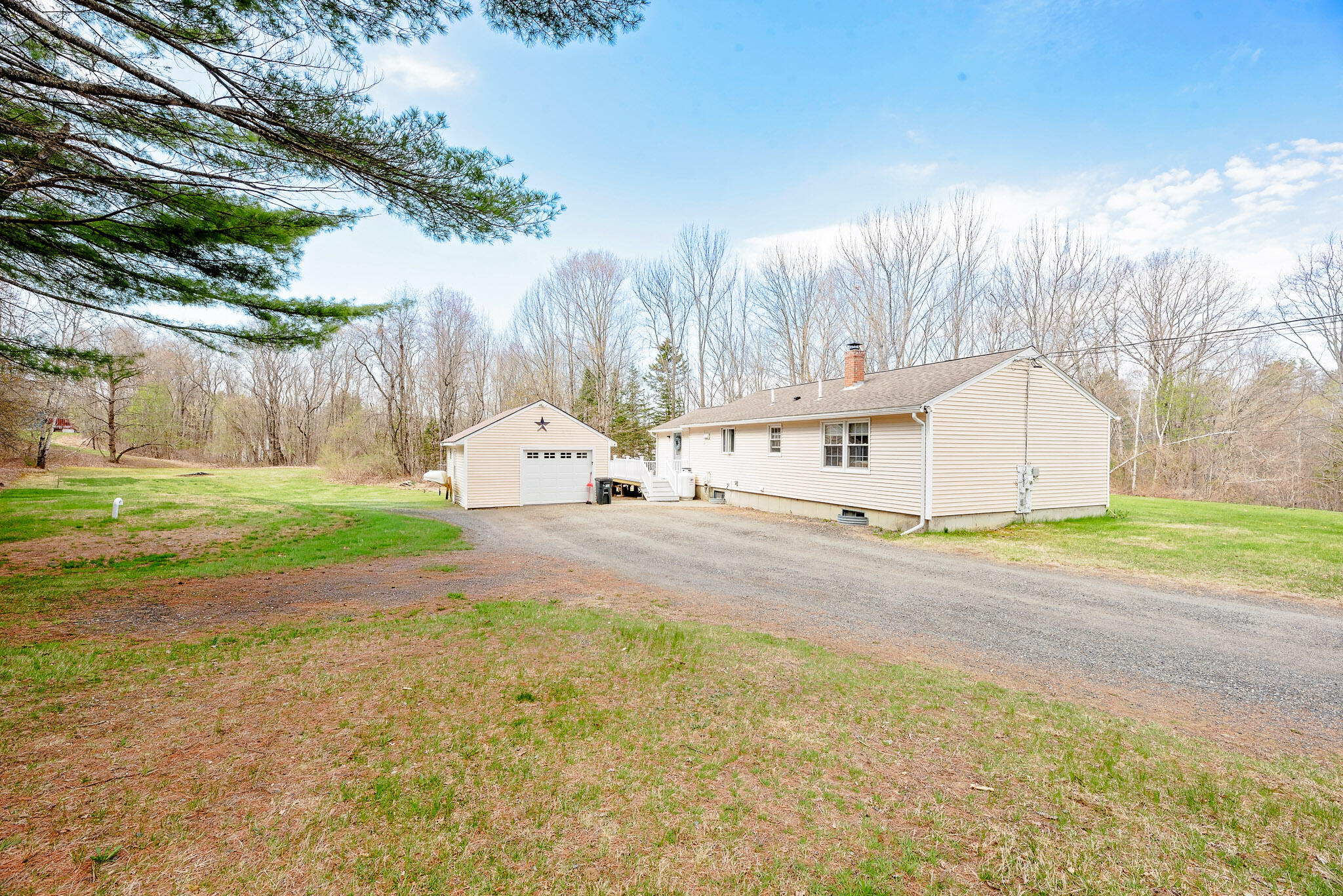 171 Adams Circle Farmington ME 04938