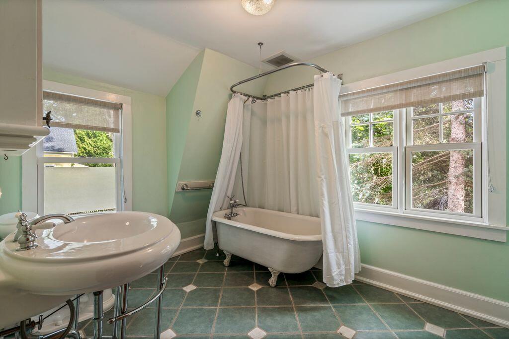 31 Elizabeth Street Portland ME 04108