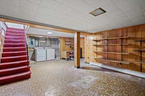 53 Park Avenue E Brewer ME 04412