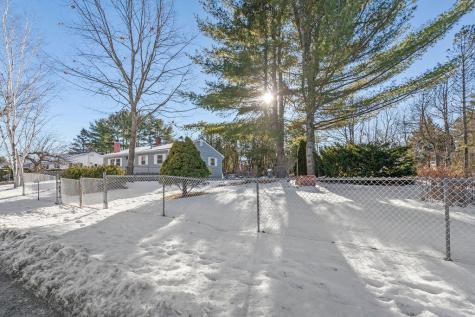 53 Park Avenue E Brewer ME 04412