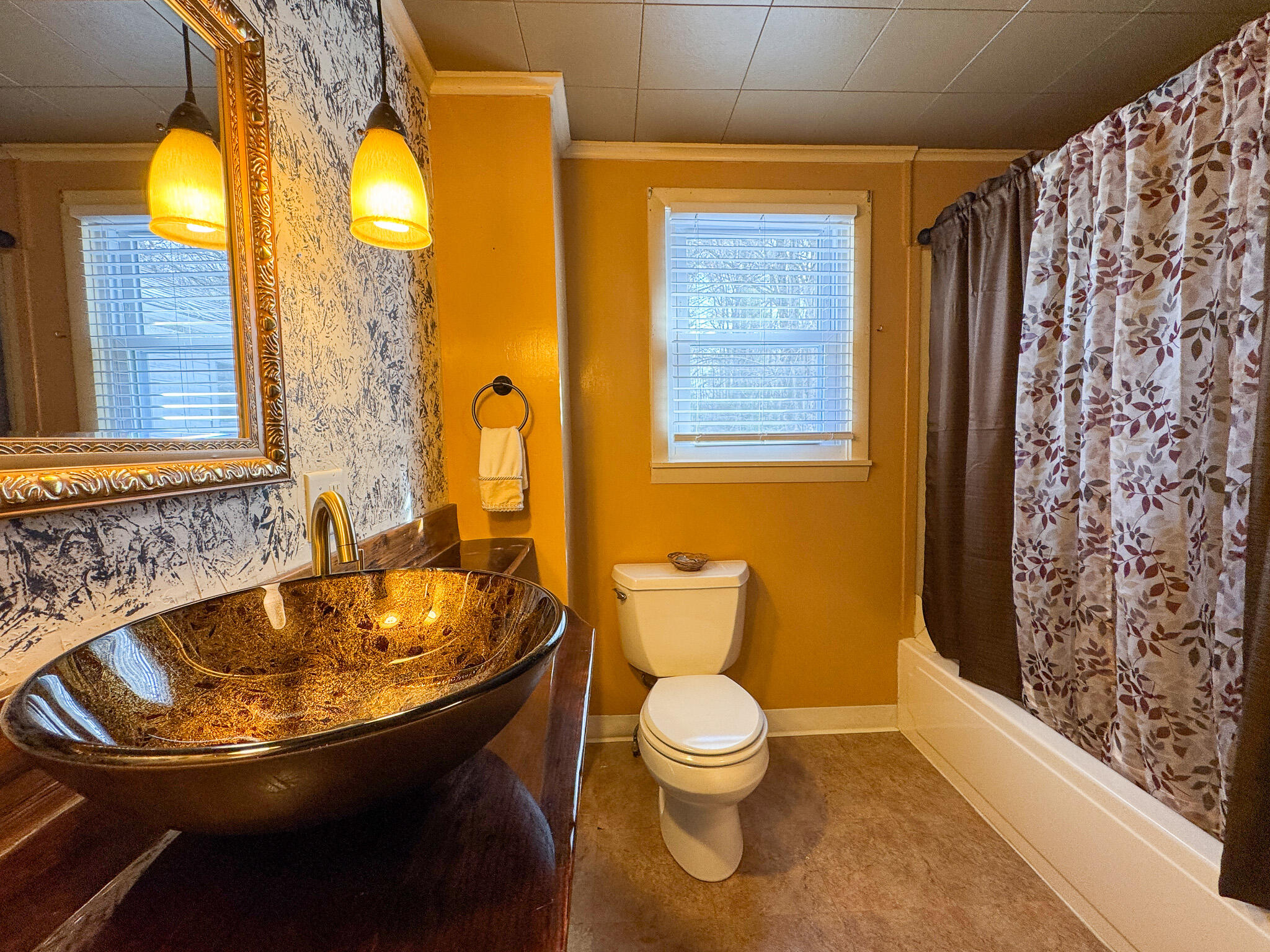 255 Bates Street Millinocket ME 04462