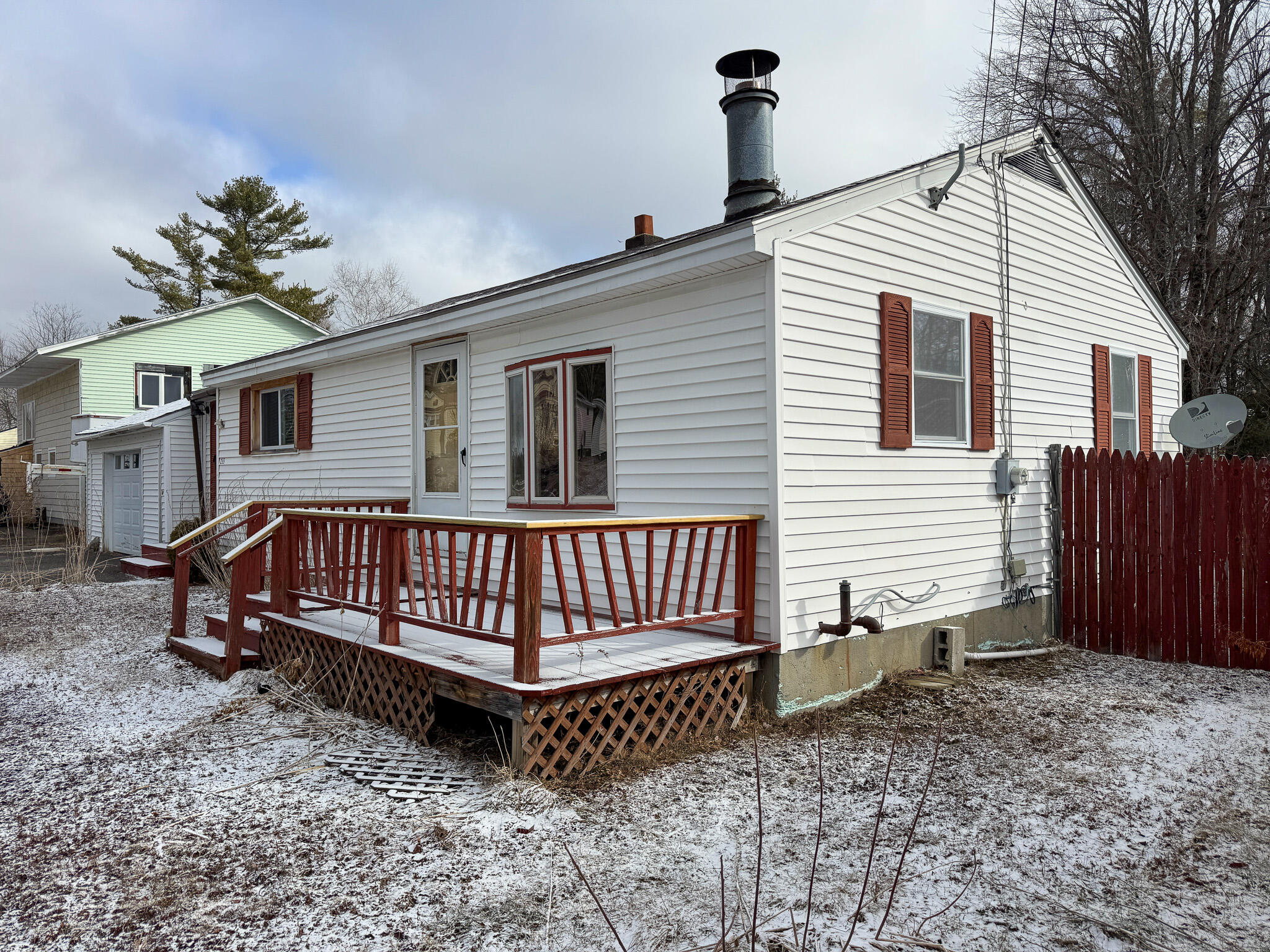 255 Bates Street Millinocket ME 04462