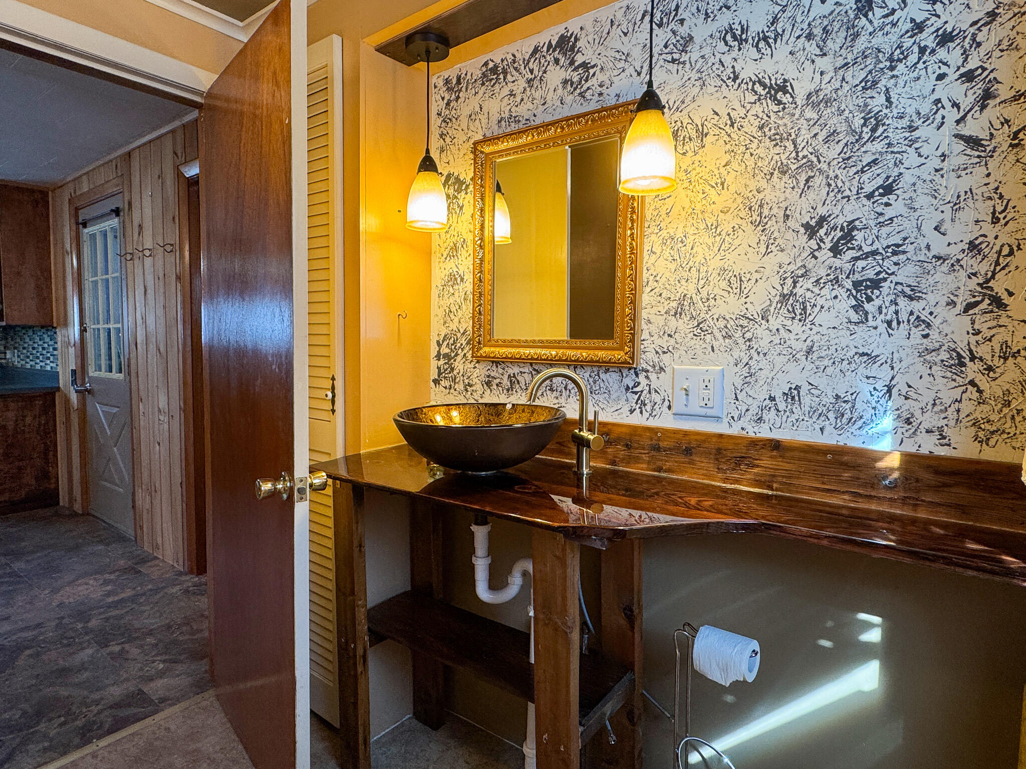 255 Bates Street Millinocket ME 04462