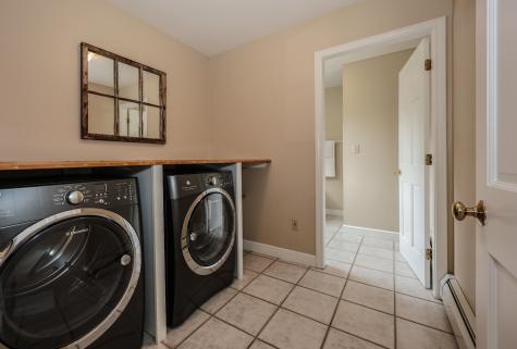 149 Western Avenue Kennebunk ME 04043