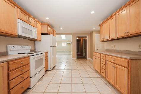 149 Western Avenue Kennebunk ME 04043