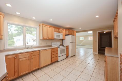 149 Western Avenue Kennebunk ME 04043