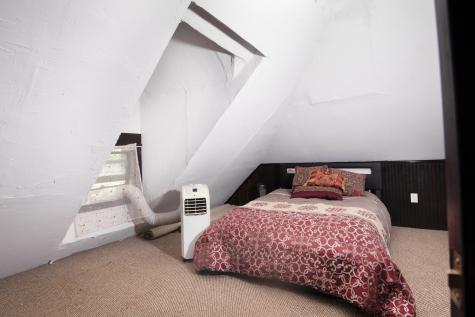 18 Hudson Street Bangor ME 04401