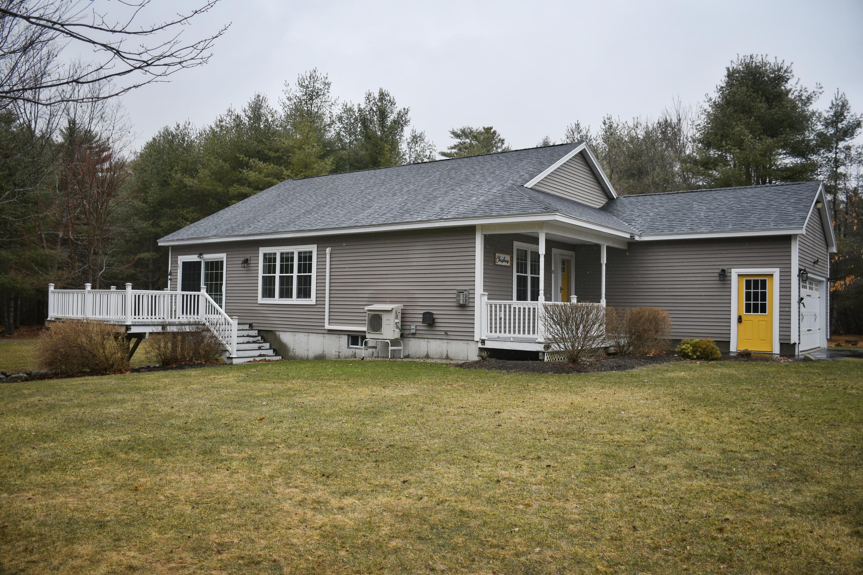 11 Jenni Lane Standish ME 04085