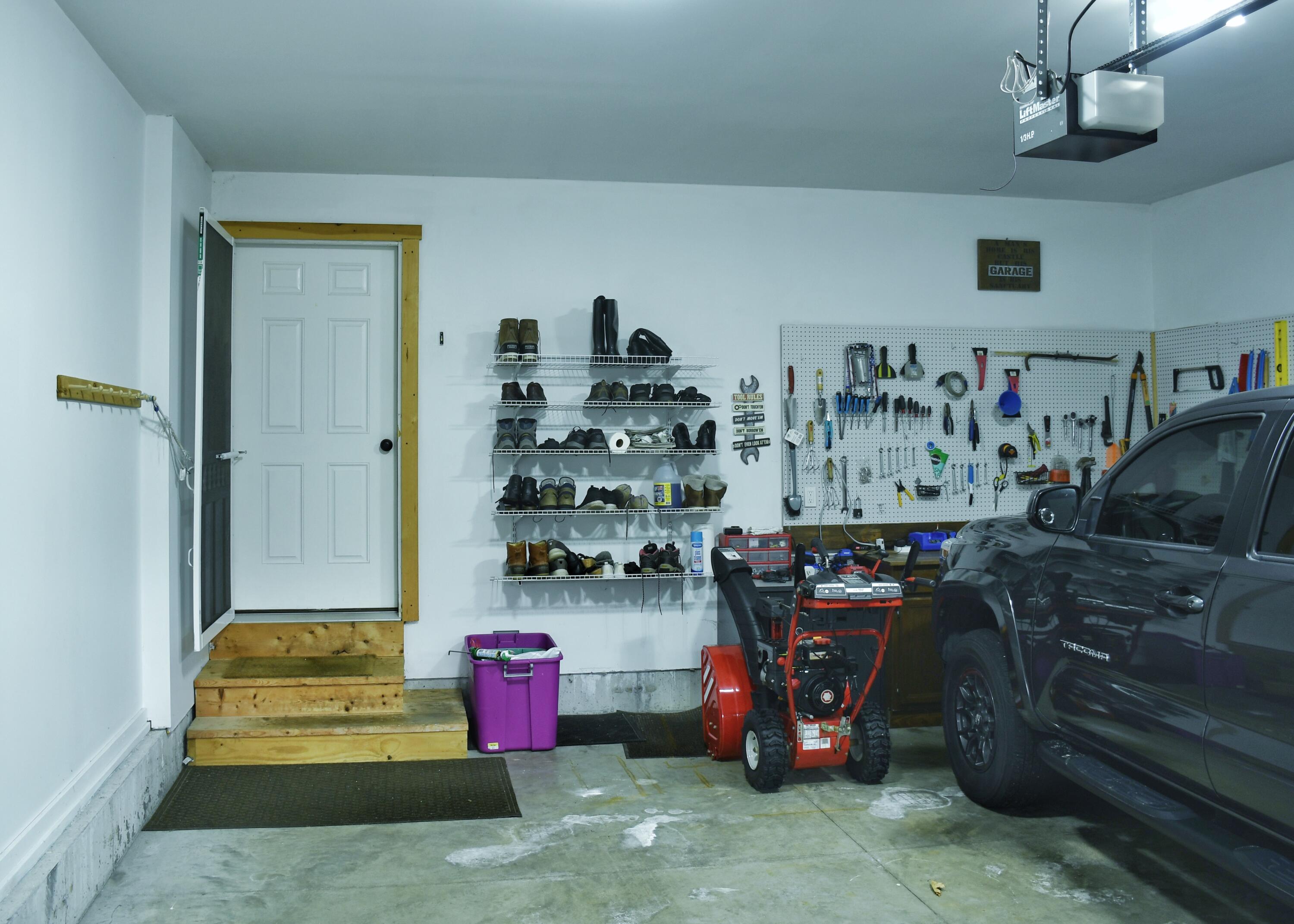 11 Jenni Lane Standish ME 04085