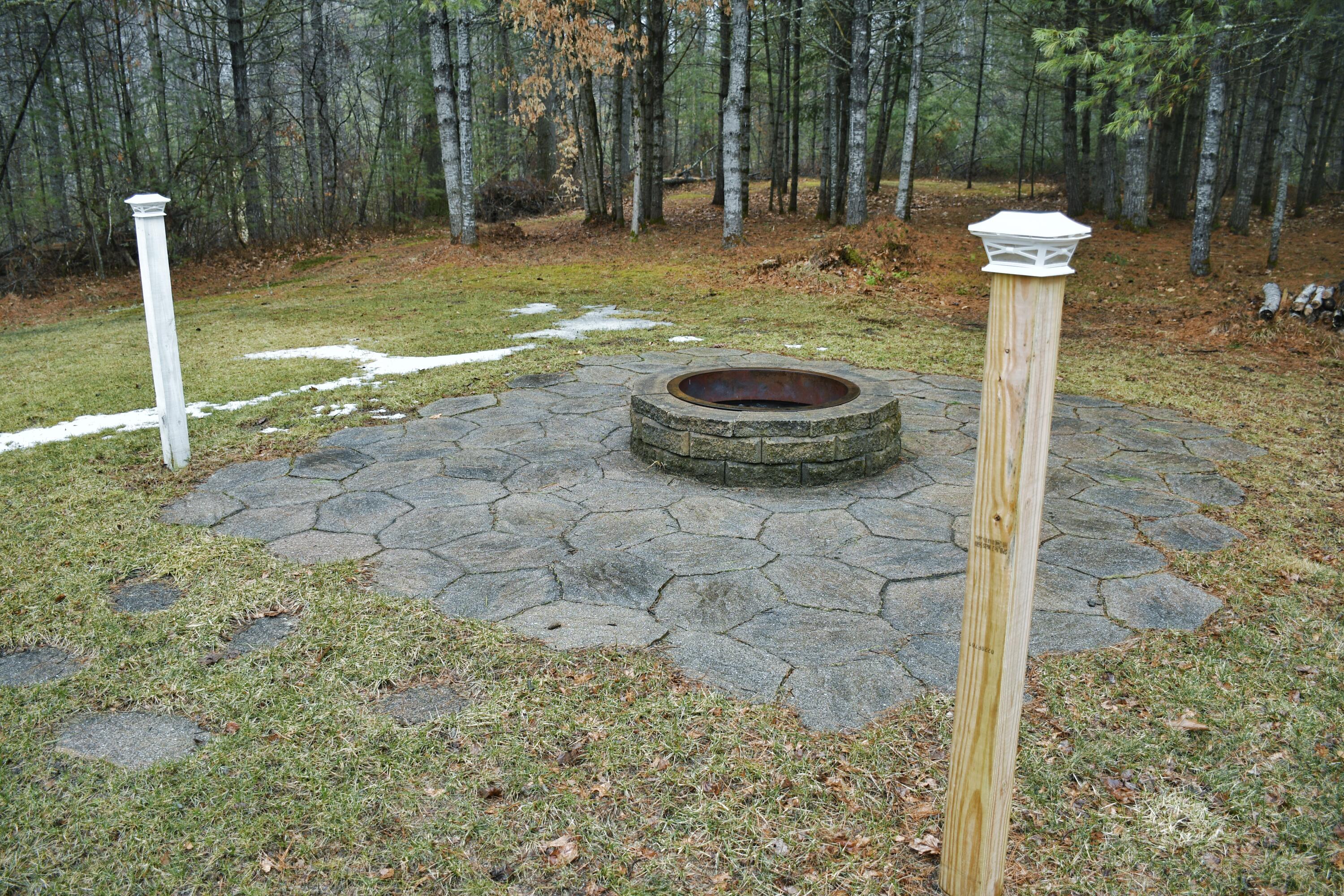 11 Jenni Lane Standish ME 04085