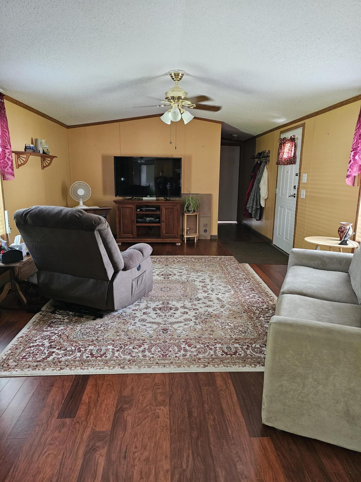 16 Leo Street Sanford ME 04073